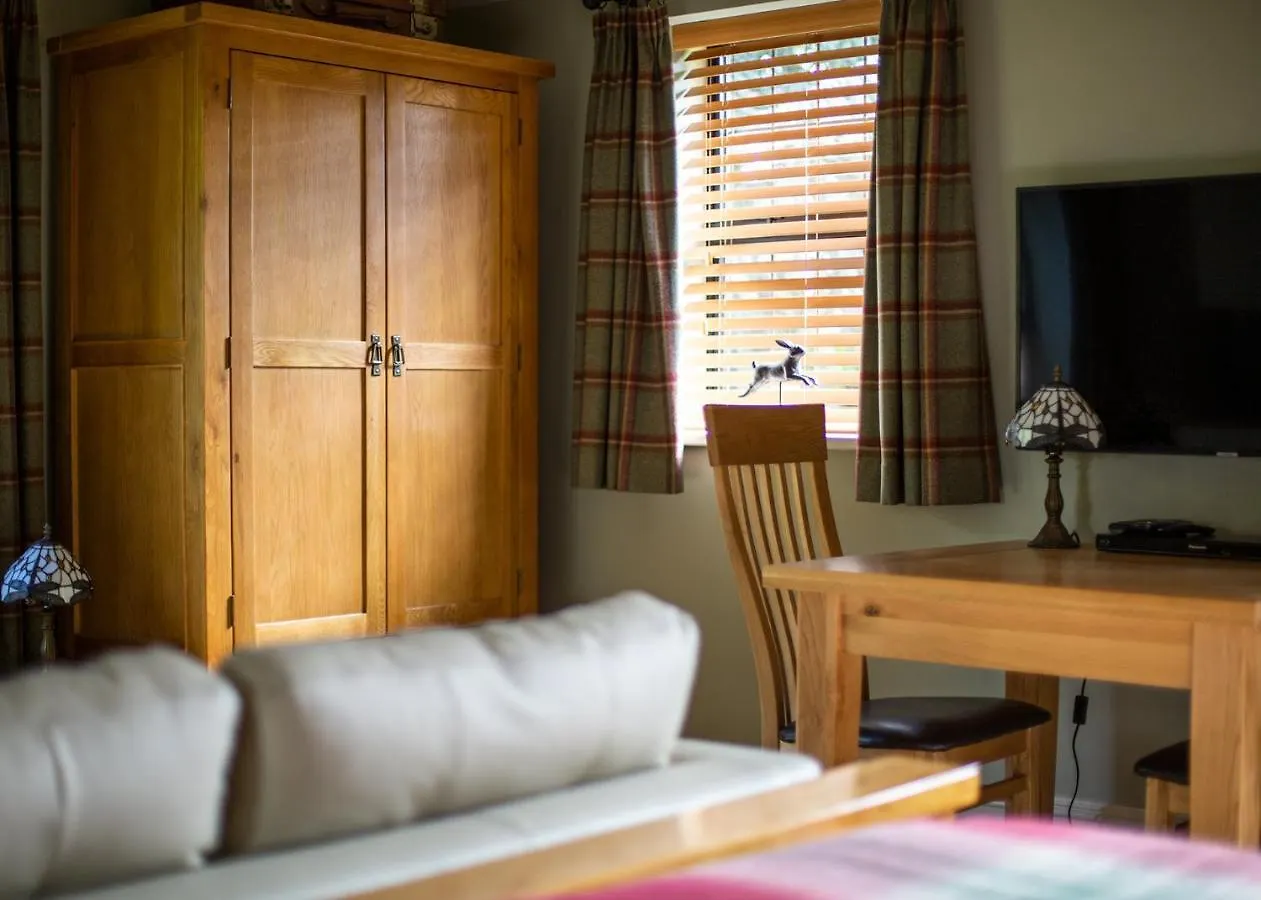 The Firs Garden Room Nottingham Apartment
